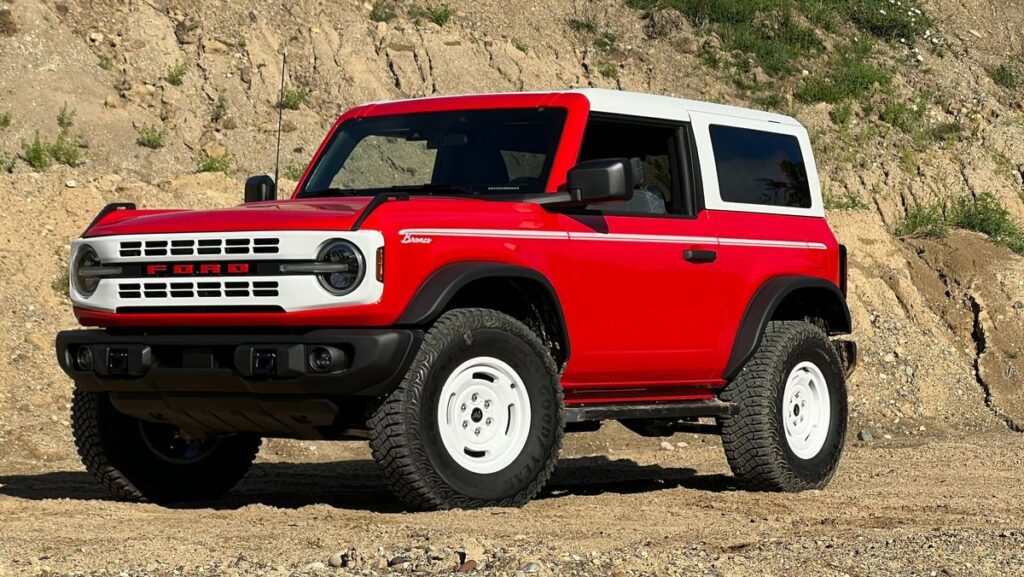 2023 Ford Bronco Price, Specs, Top Speed & Review